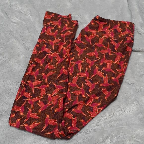 LuLaRoe Hummingbird Leggings Red One Size NWOT - Picture 1 of 4